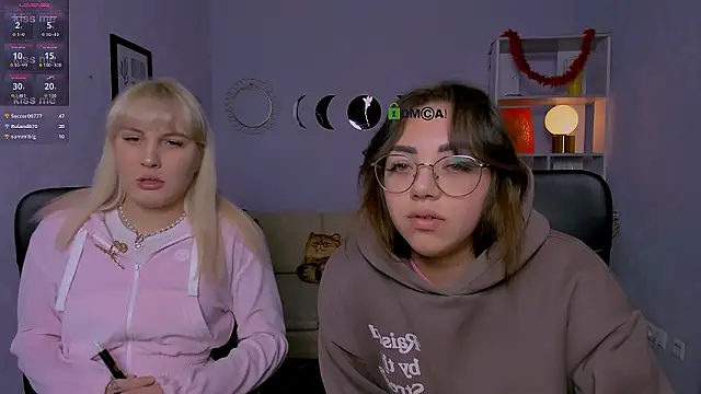 kiki_swan Live Webcam on Stripchat