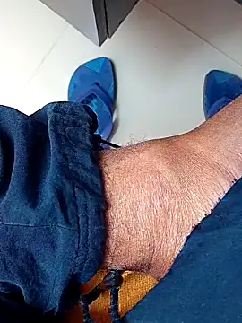 hackyourpussy@xh (Ask my age) - Handjobs