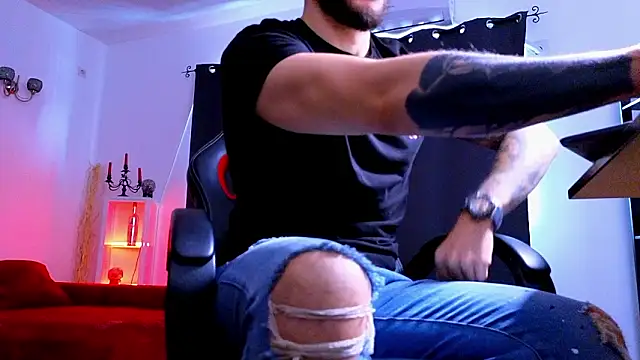 mightyaaron66 (M young) - 𖤐🔥 parTy Time ,House parTy  !  💨𖤐