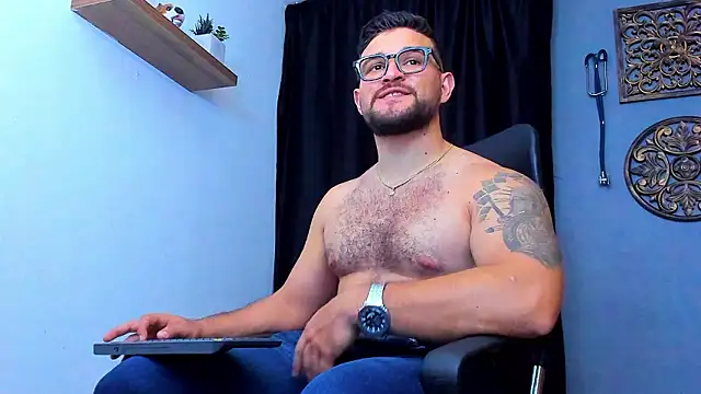 andrewdiaz - AndrewDiaz's free webcam