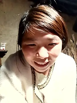 quynhkoolbae - Quynhkoolbae's free webcam