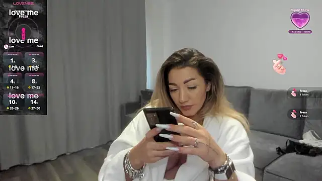 rossana_doll - Rossana_doll's free webcam