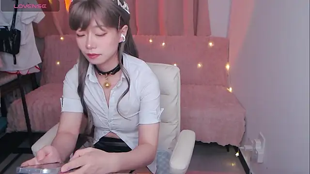 xiaomaoyouyou - Xiaomaoyouyou's free webcam