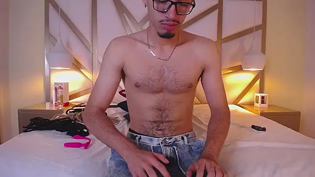 jaxon_carter (M twink) - spank ass x 5🍑