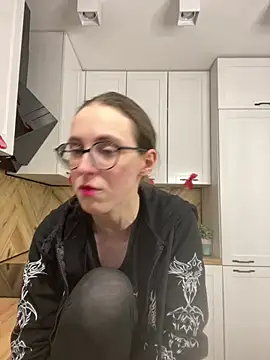 martiniiselenna - MartiniiSelenna's free webcam