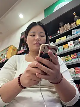 zrbf888 (Ask my age) - 新人素颜没滤镜第一天目标1000