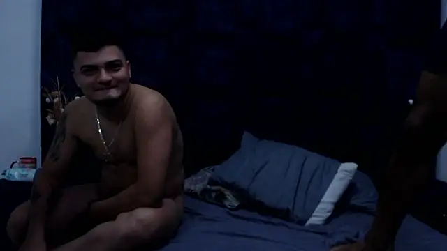 GroupNoLimits Live Webcam on Stripchat