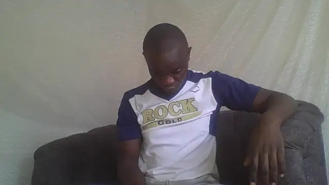 ustwo_ - UsTwo_'s free webcam