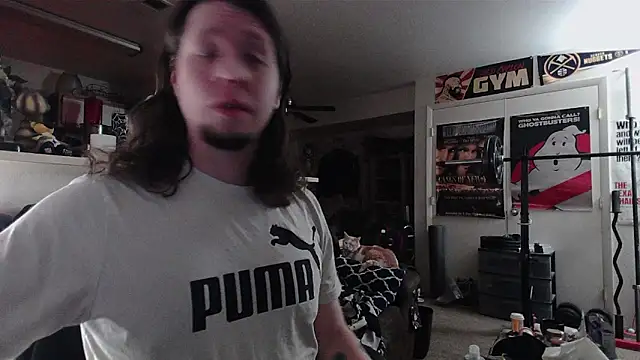 biggerisbetter12 Live Webcam on Stripchat