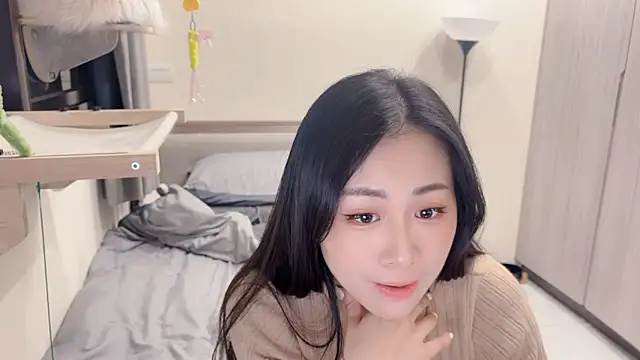 babyonedaily - BabyOneDaily's free webcam