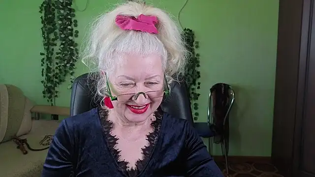 maya_mayflower - Maya_Mayflower's free webcam