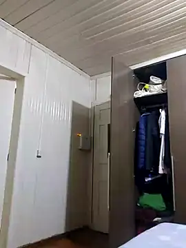 gustavo198045 - Gustavo198045's free webcam