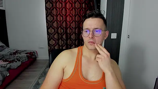 sexxymuscles4u webcam