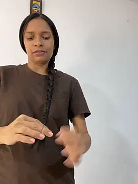 luna025 - Luna025's free webcam