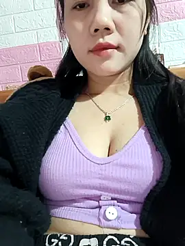 Ngocmai_lazdy webcam