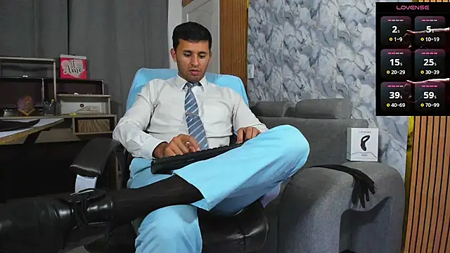 Hideintheoffice webcam