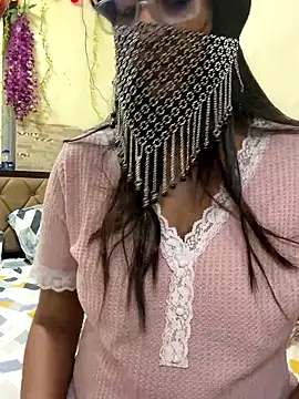 lussy-96 - Lussy-96's free webcam