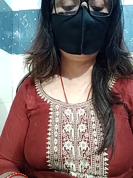 Aishwaryaa_69 webcam