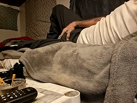 Cantufamily1979 webcam