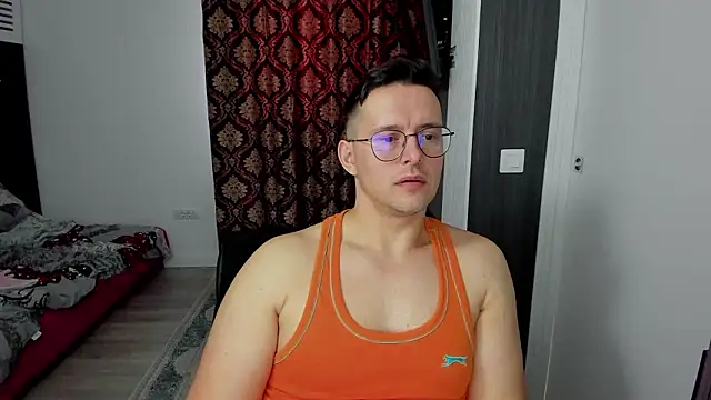 sexxymuscles4u webcam