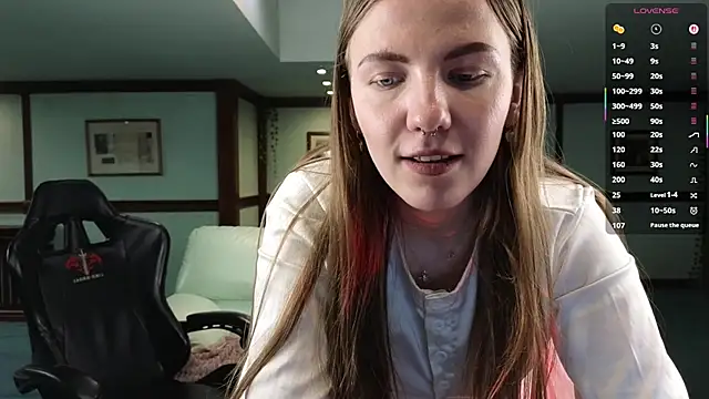 kirarustle - KiraRustle's free webcam