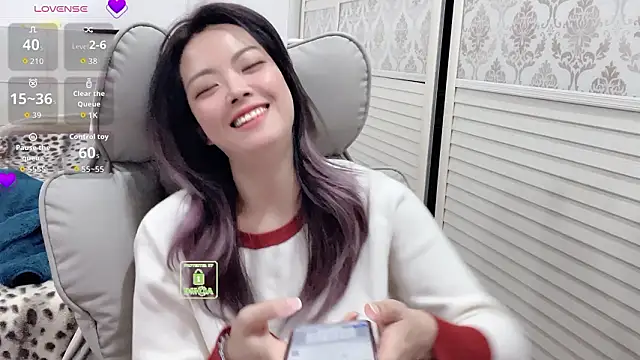 holiland (F milf) - 我人气不行 但我气人还行~