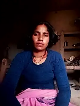 Webcam Model (MISS-KAYA)  is live.Free join now!