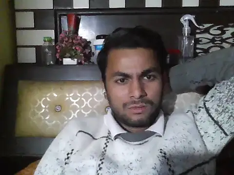 stubborndesiboy - Stubborndesiboy's free webcam