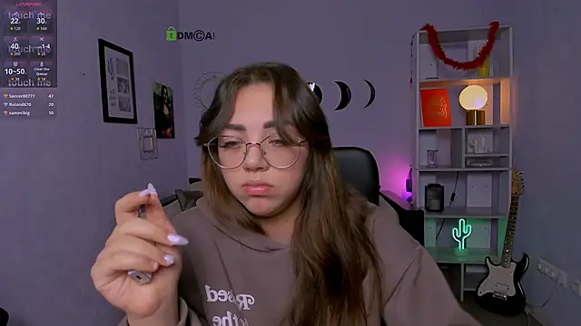 kiki_swan - Kiki_swan's free webcam