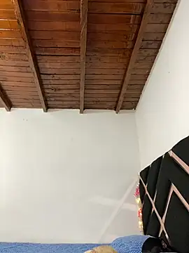 zaratattoox - Zaratattoox's free webcam