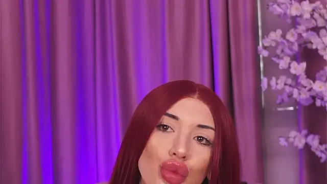 cassandrafoxy - CassandraFoxy's free webcam