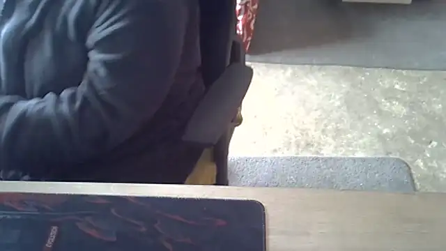 silvia2277 - Silvia2277's free webcam