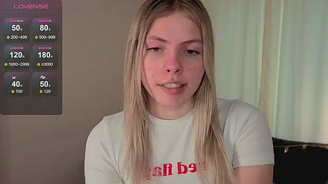 ginanelson - GinaNelson's free webcam