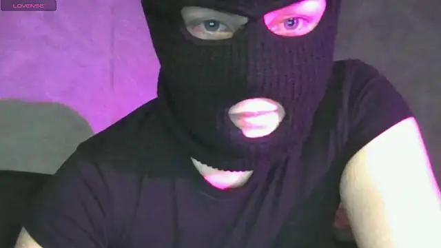 yenmoore - YenMoore's free webcam