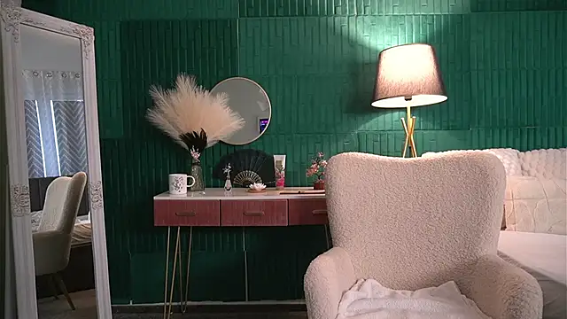 haileymoonn - HaileyMoonn's free webcam