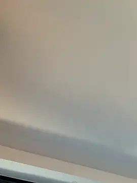 Hornyblond_Bella live cam