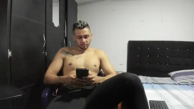 ryan_xc1 - Ryan_xc1's free webcam