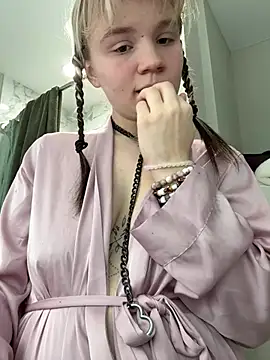 cutiepiespanks (F young) - 💋Goodnight Kisses💋