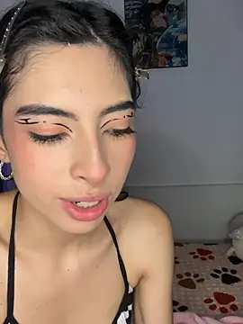 junorise23 - Junorise23's free webcam