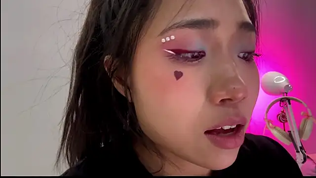 sweetmiaxo - SweetMiaXO's free webcam