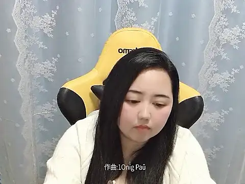 xiongbaobei - Xiongbaobei's free webcam