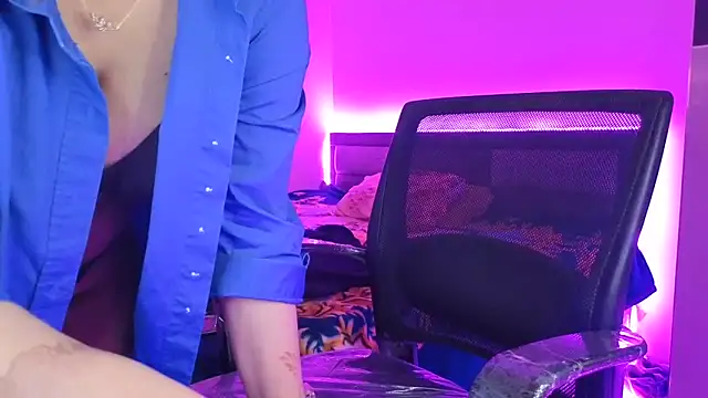 baby_rani_ - BABY_RANI_'s free webcam - UK Sex Cams