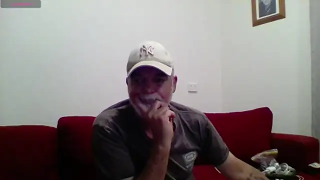 koalapuffs - KoalaPuffs's free webcam