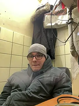 anonym20125 (M young) - Ich schreibe dir privat