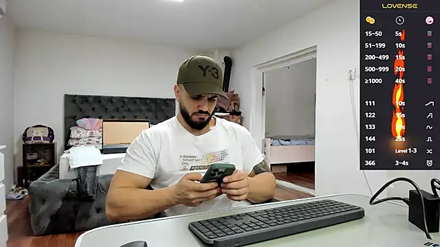 supermanboy94 (M young) - Cum in freechat