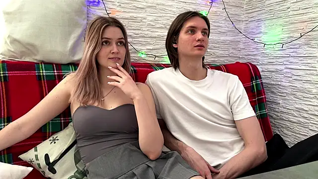 amandatalk (G young) - nipples hard