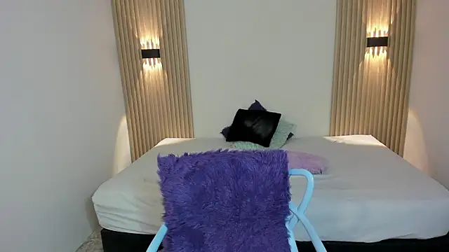 lunamontclair - LunaMontclair's free webcam - UK Sex Cams