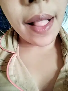 anki-doll - Anki-doll's free webcam - UK Sex Cams