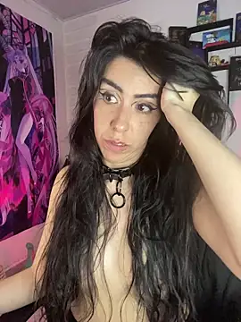Sky_Girl_LS webcam