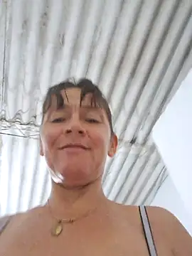 Dirty-Mature-XXX webcam